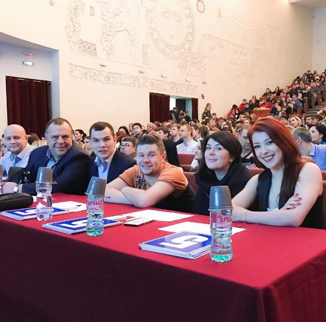 OSL_KVN's tweet photo. Спортивный взгляд на жюри финала Открытой Серпуховской лиги #КВН в материале Федерального издания «Советский спорт»!
https://t.co/3jYUDnbV6r https://t.co/llxMToTLNr