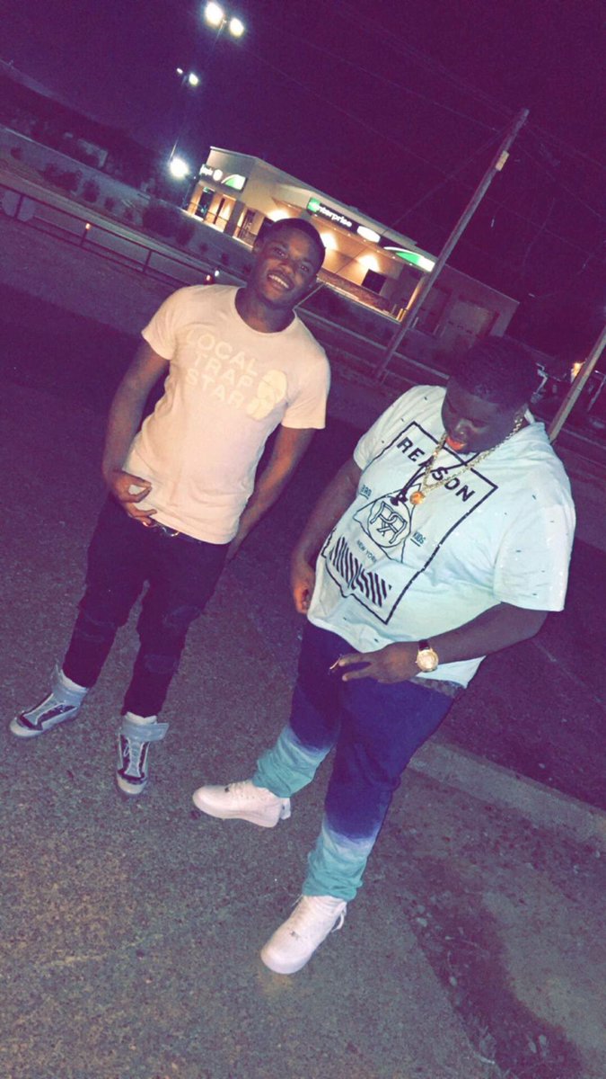 Big_Joda's tweet photo. Trap brothers for life #LongLiveShawty #TrapBoyShawty https://t.co/1Md5ob61Uv