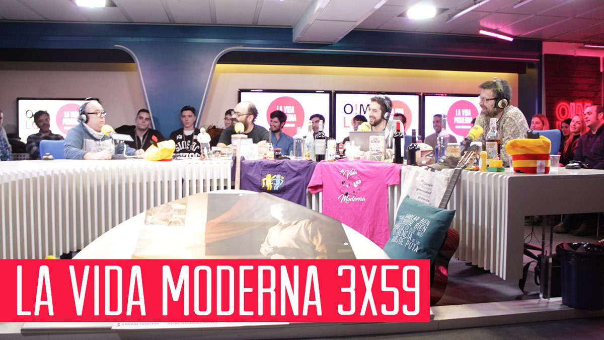 vidamoderna's tweet photo. #LaVidaModerna es que tu madre pregunte dónde tiene el icono del Whatsapp y tú le respondas "en su sitio"
LVM 3X59 → https://t.co/i81WN2pDGn https://t.co/3SVUsYAqDw