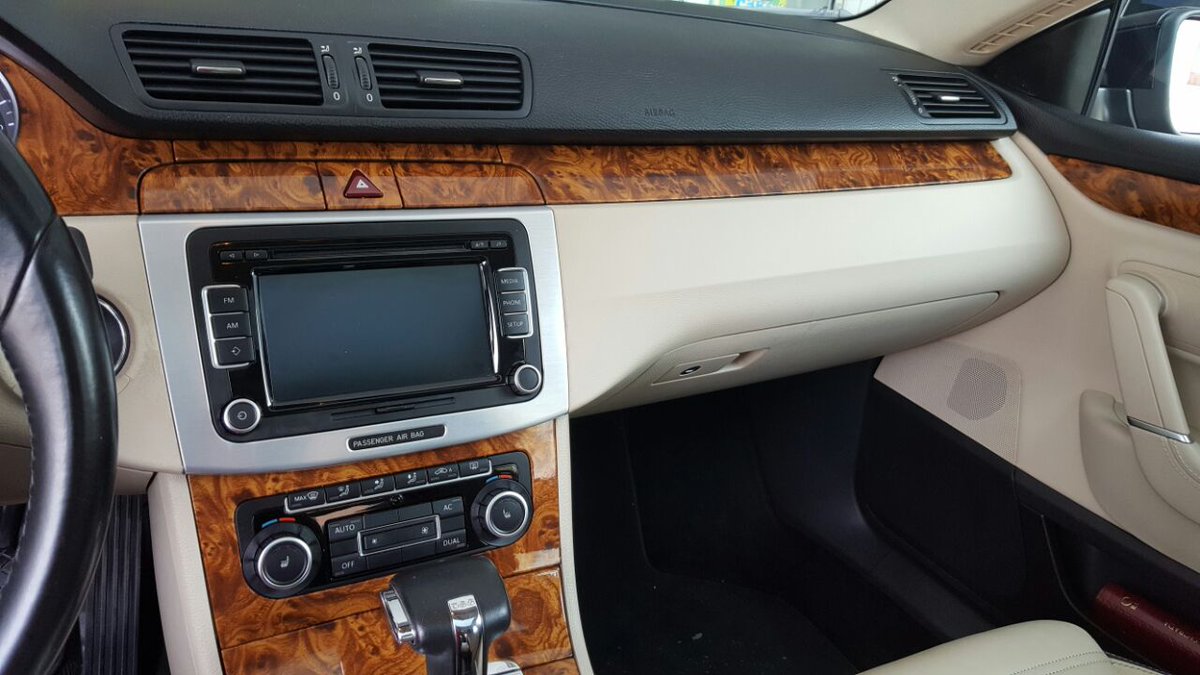 PROJFIX's tweet image. Efeito Madeira no interior do VW Passat CC! Show! #pinturahidrografica #custom #cars #customcars #automotive #vw #watertransferprinting #wtp