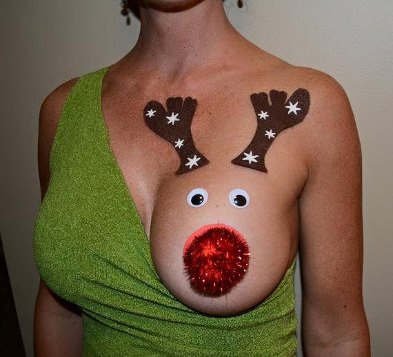 ShiteSportsNews's tweet photo. 'You look like a right tit Rudolph'
#ChristmasWeek https://t.co/uiB2PGmaad