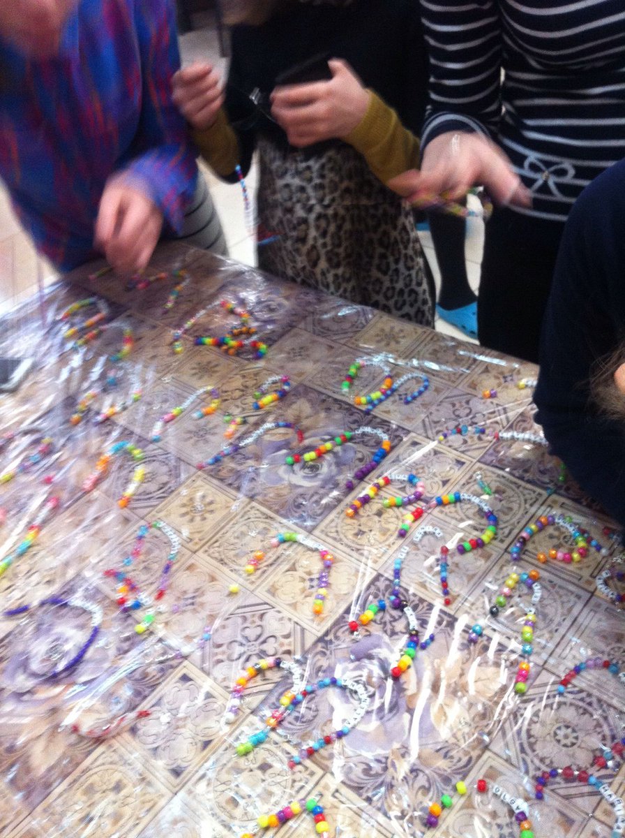 GIFTcharity's tweet photo. Thank you @genesisoncampus for taking these beautiful bracelets made by @BusheySynagogue on @MitzvahDay to @TikvaOdessa @TikvaOdessaUK https://t.co/Cfj2RcjeG0
