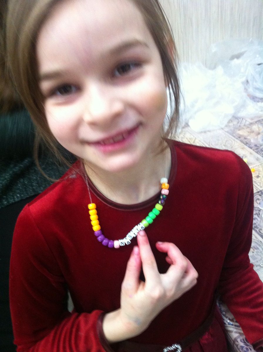 GIFTcharity's tweet photo. Thank you @genesisoncampus for taking these beautiful bracelets made by @BusheySynagogue on @MitzvahDay to @TikvaOdessa @TikvaOdessaUK https://t.co/Cfj2RcjeG0