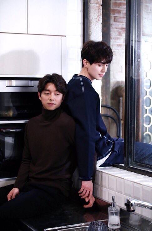 AquaSasai's tweet photo. งานดี๊ยยยยยย ดียยยย ดู1ได้ถึง2 #GongYoo #DongWook #Goblin #ยักษ์ยม กำลังจะลงแดง ไม่น่าดูตอนออนสดเลย https://t.co/NVKKv6KJ8b