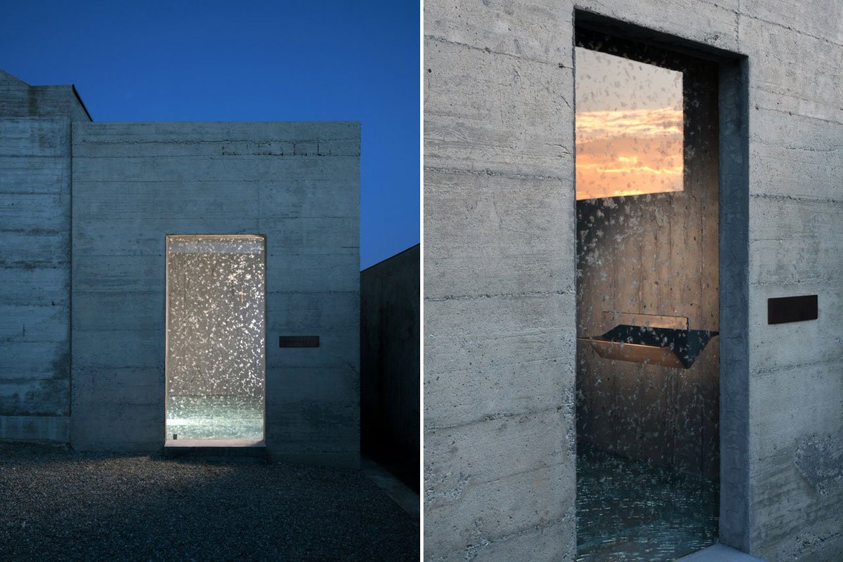 DomusWeb's tweet photo. Alfredo Pirri transforms an existing construction into a new and unusual space where the construction features become art #domus1008 https://t.co/45u2RxWZJ0