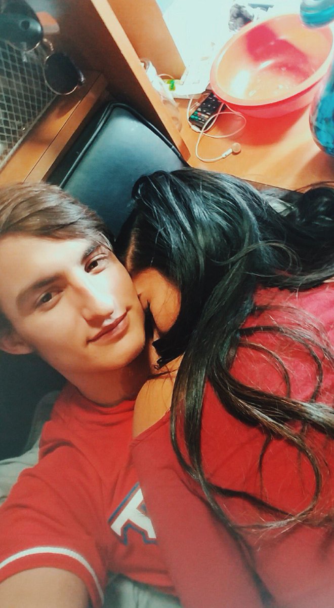 allieburns_10's tweet image. I miss my other half ❤️ #twitterlessKyle