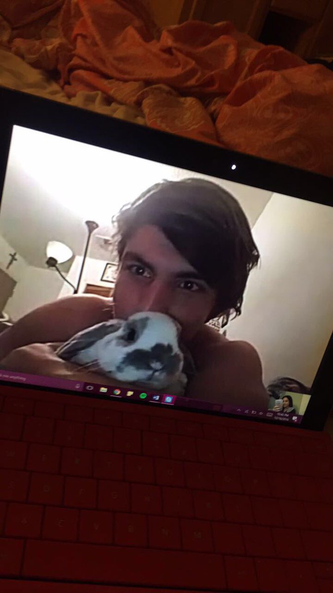 allieburns_10's tweet image. I miss my other half ❤️ #twitterlessKyle