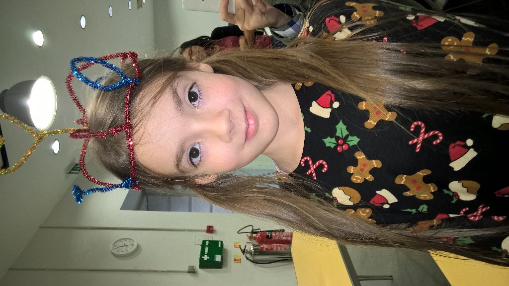 MandieMoos's tweet photo. Fab time at the Crowns & Crackers family event at @nmmgreenwich #time2explore #rmgmembership https://t.co/TexZnV6HNU