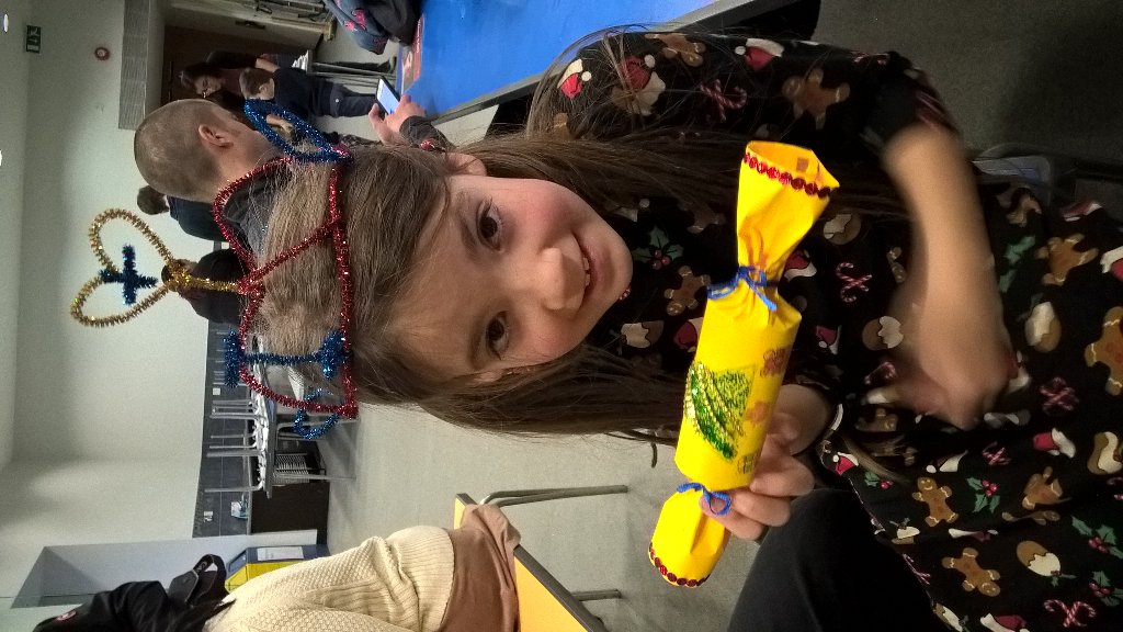 MandieMoos's tweet photo. Fab time at the Crowns & Crackers family event at @nmmgreenwich #time2explore #rmgmembership https://t.co/TexZnV6HNU