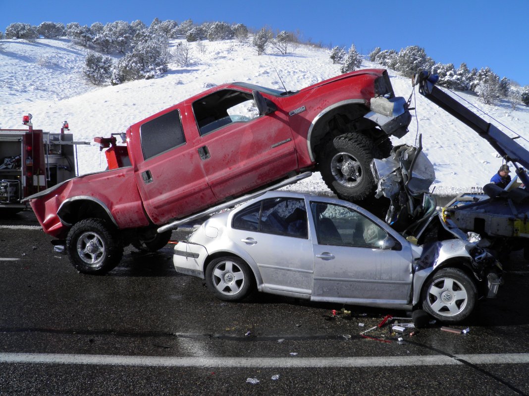 abc4utah's tweet photo. UPDATE: Pregnant woman and unborn baby die after multi-vehicle accident
https://t.co/OiqOEdwYuA https://t.co/pmBPpV9Tka