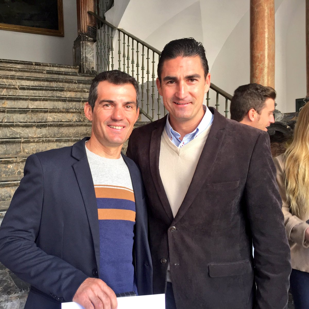elagupc's tweet photo. Entrega de Ayudas a deportistas de Alto Nivel. Felicidades!! https://t.co/y0lbllr2ug https://t.co/s1w49ND8I3