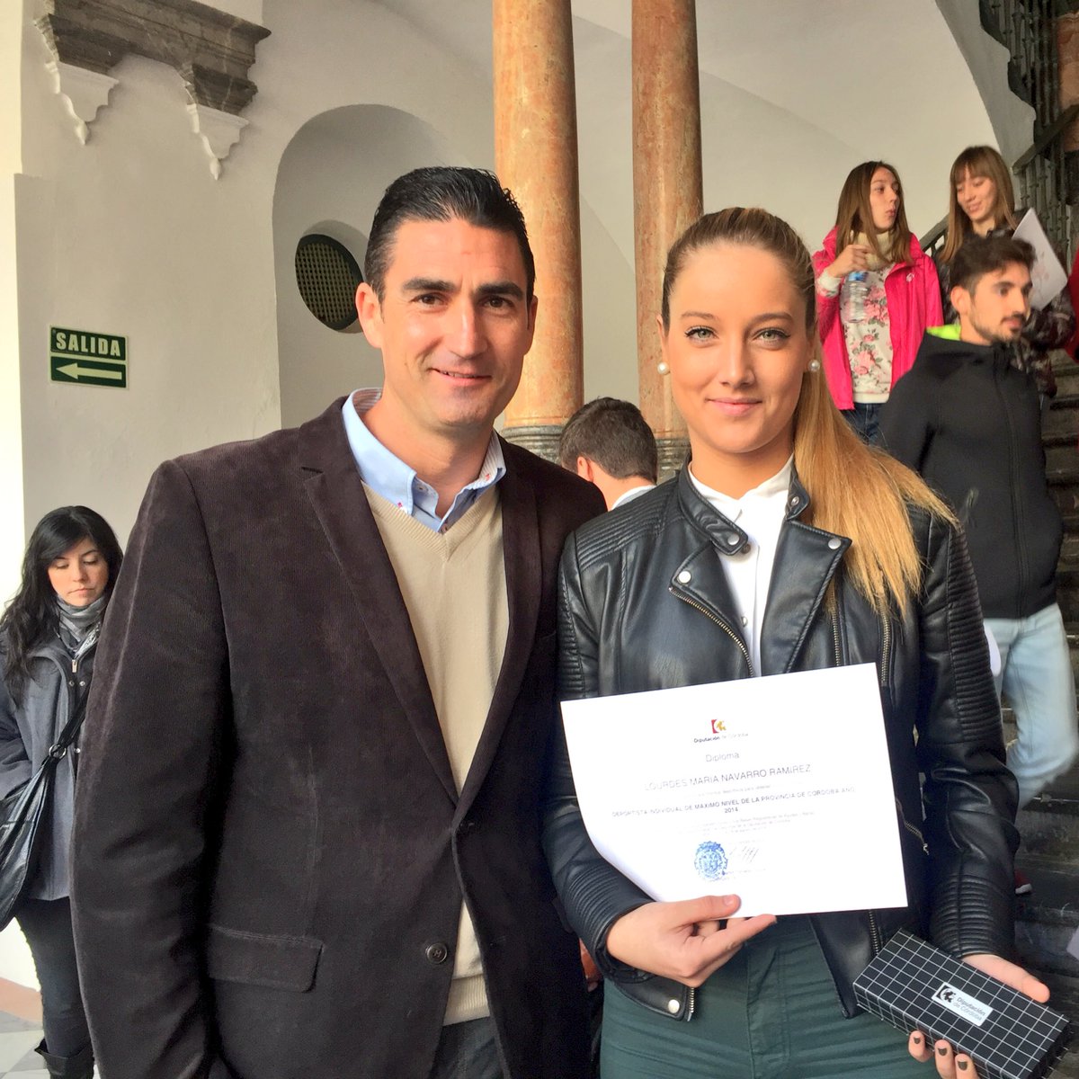 elagupc's tweet photo. Entrega de Ayudas a deportistas de Alto Nivel. Felicidades!! https://t.co/y0lbllr2ug https://t.co/s1w49ND8I3