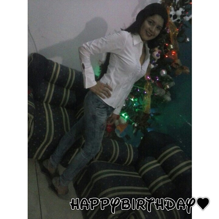 Estefani290396's tweet photo. Gracias Dios mio por regalarle otro año de vida a mi mamá😘 https://t.co/lmZLQvfJ0n