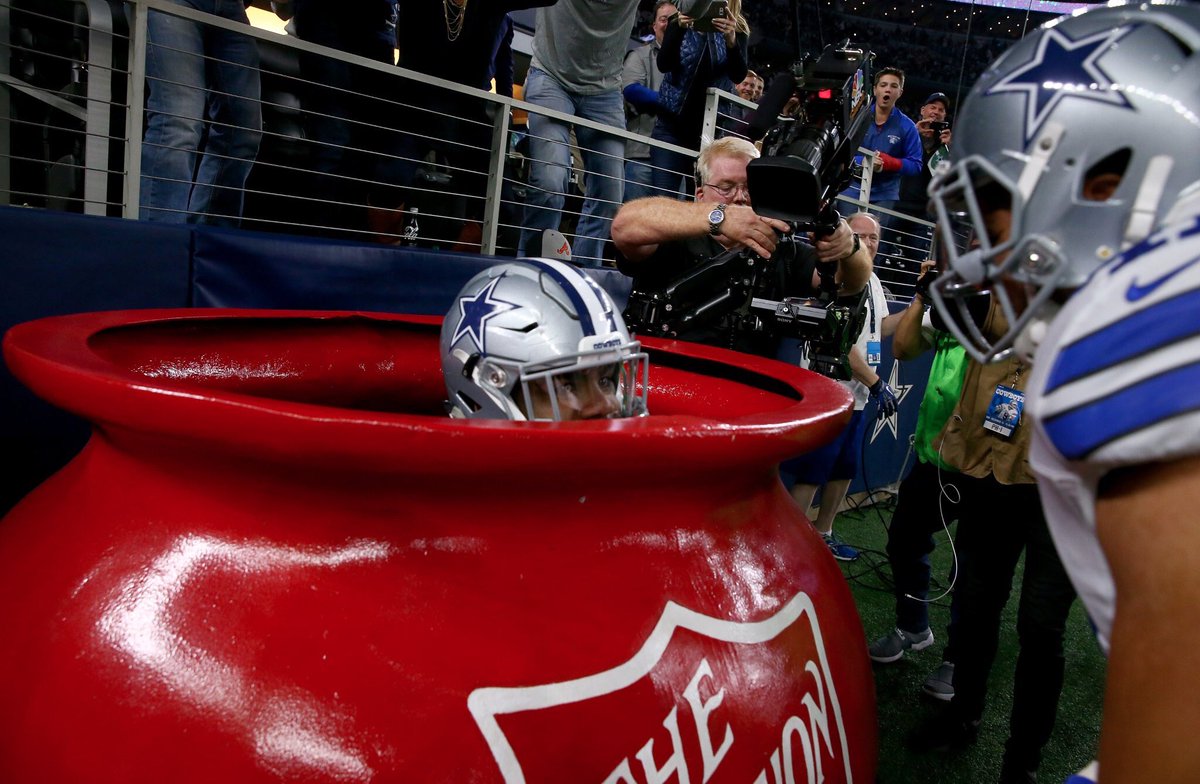Ezekiel Elliott (@ezekielelliott) on Twitter photo Even though I will not be fined I still will be making a donation to the <a href="/SalvationArmyUS/">Salvation Army USA</a> Even though I will not be fined I still will be making a donation to the <a href="/SalvationArmyUS/">Salvation Army USA</a>