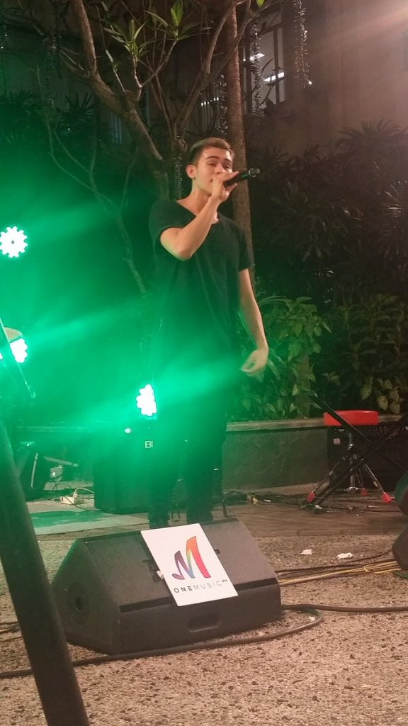 kayella11's tweet photo. MARÑIGO proud of you pugeh @ImPascualInigo love you.✌✌ 💝✌✌✌✌ https://t.co/Wp6fXsHR2S