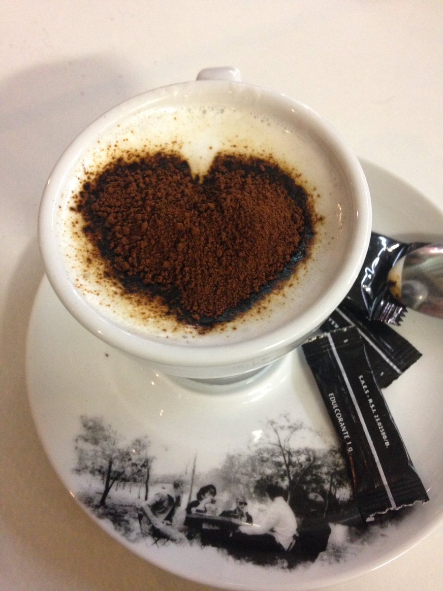taniavimi's tweet photo. Heart ❤️ #Coffee #rain #winter https://t.co/LY5j6R2kDK