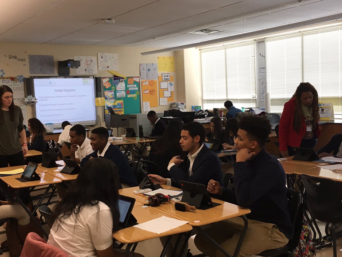 ARShurak's tweet photo. @NJCTL and @CamdenSchools awesome partnership in action!!! #algebrabasedphysics #topnotch #CCSD https://t.co/SpX9WkmUEe
