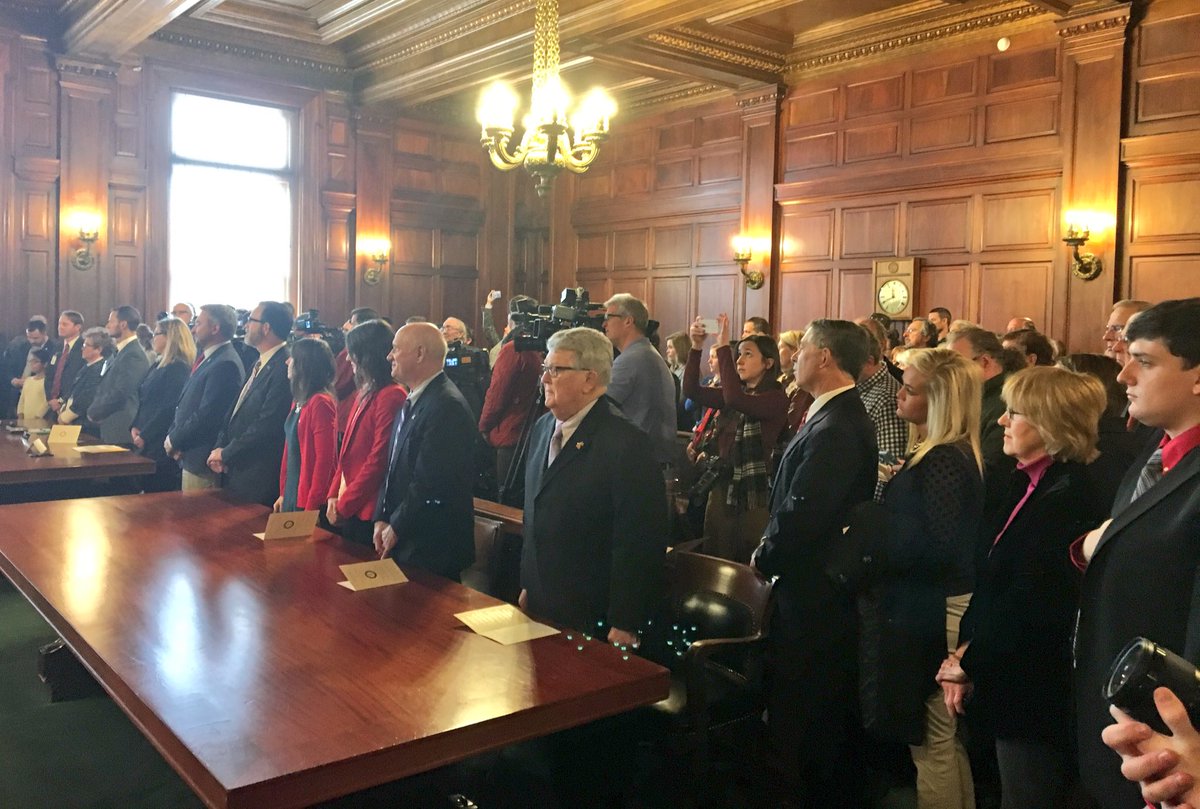 KySecofState's tweet photo. Standing room only in the Kentucky Supreme Court chambers for the meeting of electors. #ElectoralCollege https://t.co/pR2WN0Y1k7