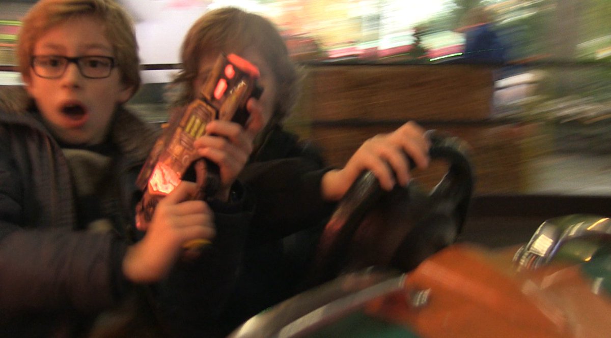 GreenTech_TV's tweet photo. #Lasergaming in botsauto's. Is dat net zo cool als het klinkt? Dat zochten de jongens van de Laserbotsauto uit! Zaterdag het resultaat! https://t.co/4lo6GfAVSR
