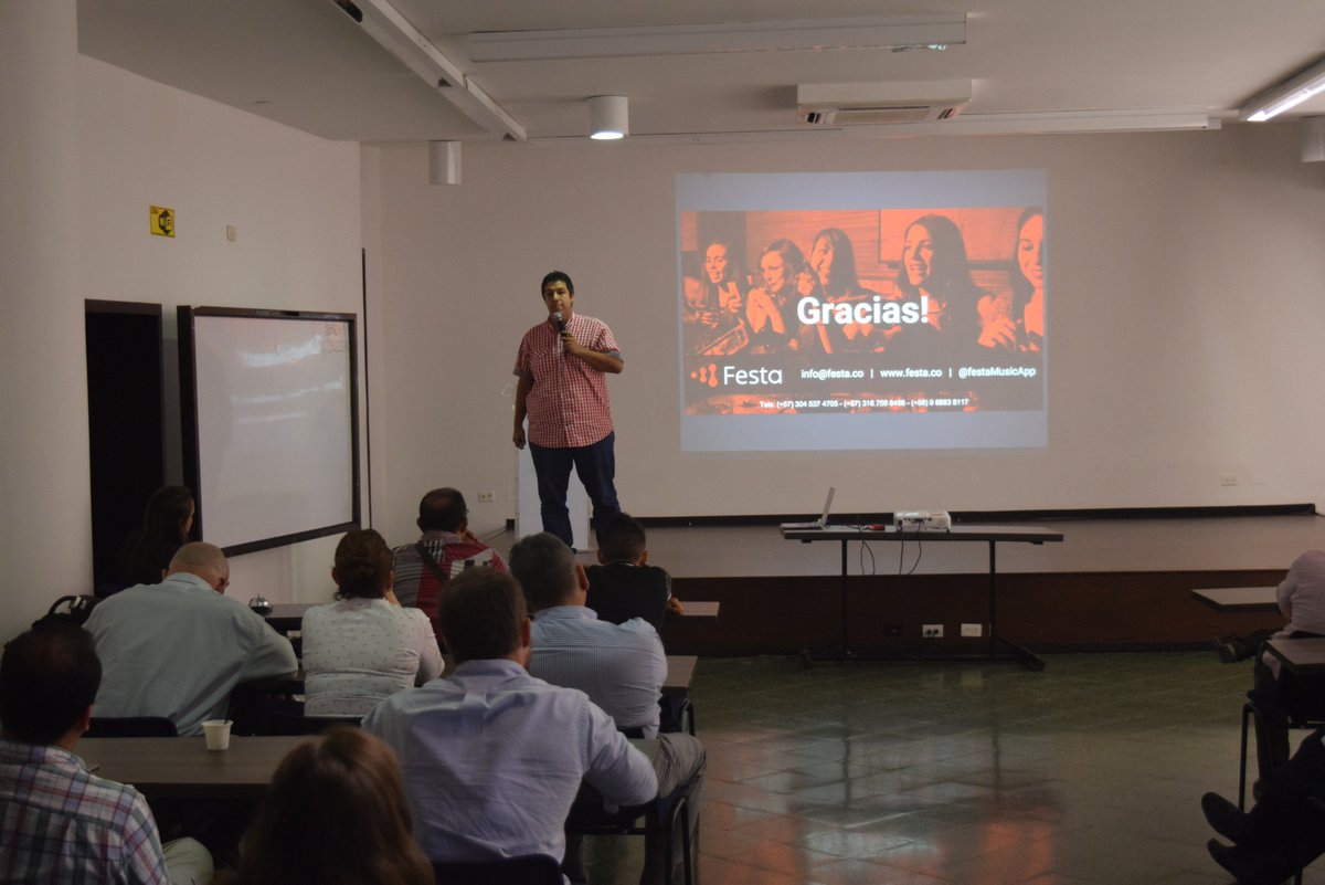 Camara_Armenia's tweet photo. #AEstaHora empresas oferentes de innovación de la región exponen sus propuestas de valor en el primer #SUNNMeetUp de #Armenia. https://t.co/byNFqS18oF