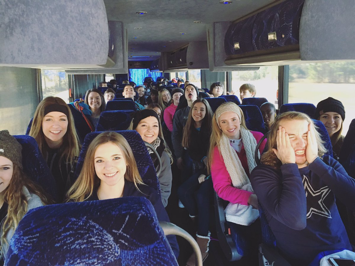 FirstYouthPitt's tweet photo. A charter bus &amp; three vans packed with 90 students headed to SIX FLAGS! Here we go! 😬🤘🏼🎅🏽🎄 #annualsixflagstrip https://t.co/iFLyGywQxL