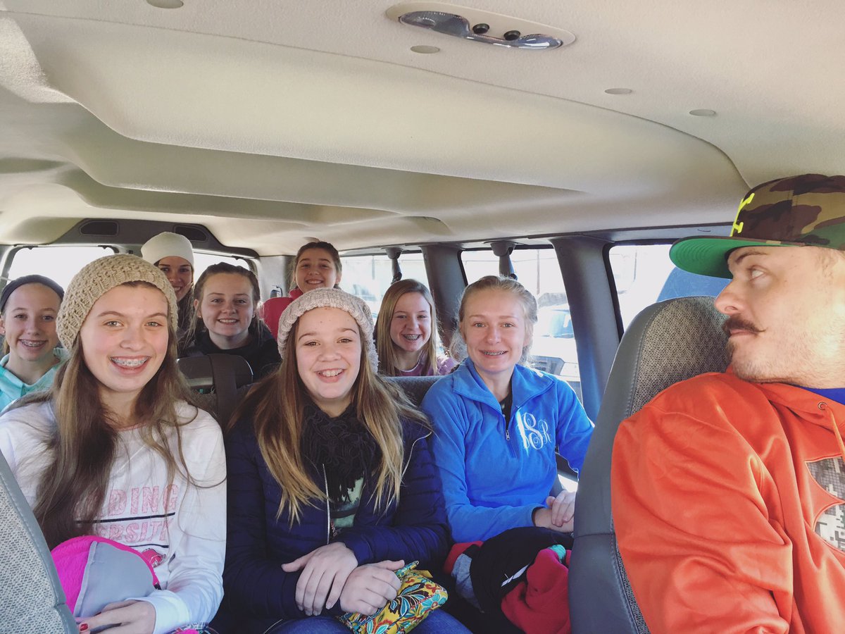 FirstYouthPitt's tweet photo. A charter bus &amp; three vans packed with 90 students headed to SIX FLAGS! Here we go! 😬🤘🏼🎅🏽🎄 #annualsixflagstrip https://t.co/iFLyGywQxL