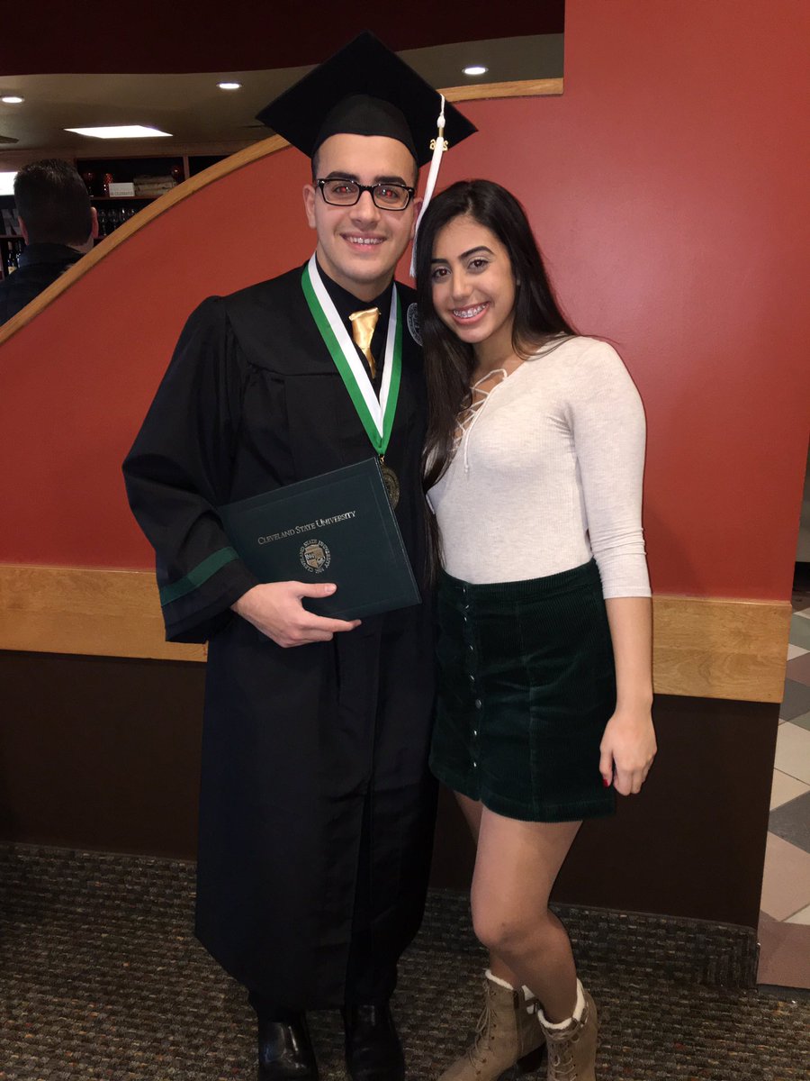 amanda_semaan's tweet photo. Congrats to my fav @chrisnahra1 for graduating w a bachelors degree luv u can't wait to see what gr8 things u do❤️❤️ #noteven21yet https://t.co/oFd67IonDZ