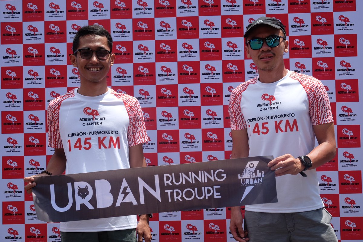 tsaputrasakti's tweet photo. Akhirnya finis juga setelah banyak drama sepanjang 145 kilometer lari (dan jalan)... π€
#nusantarun
#nusantarunchapter4 https://t.co/mlg2Z5NvsX