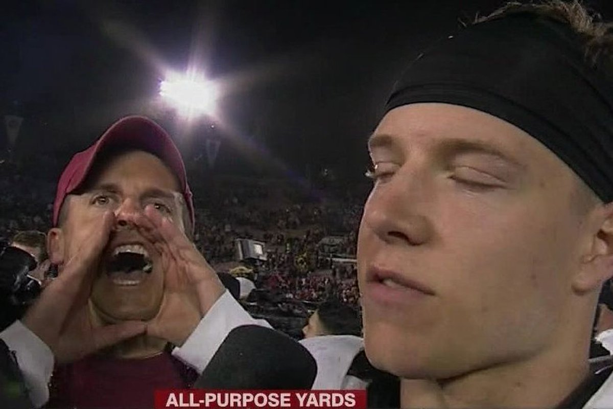 minakimes's tweet photo. THE NCAA HAS MADE MILLIONS OFF OF YOU BUT THE VALUE OF YOUR LABOR IS SURELY WORTH LESS THAN YOUR SUBSIDIZED EDUCATION https://t.co/bF7gydtlSl
