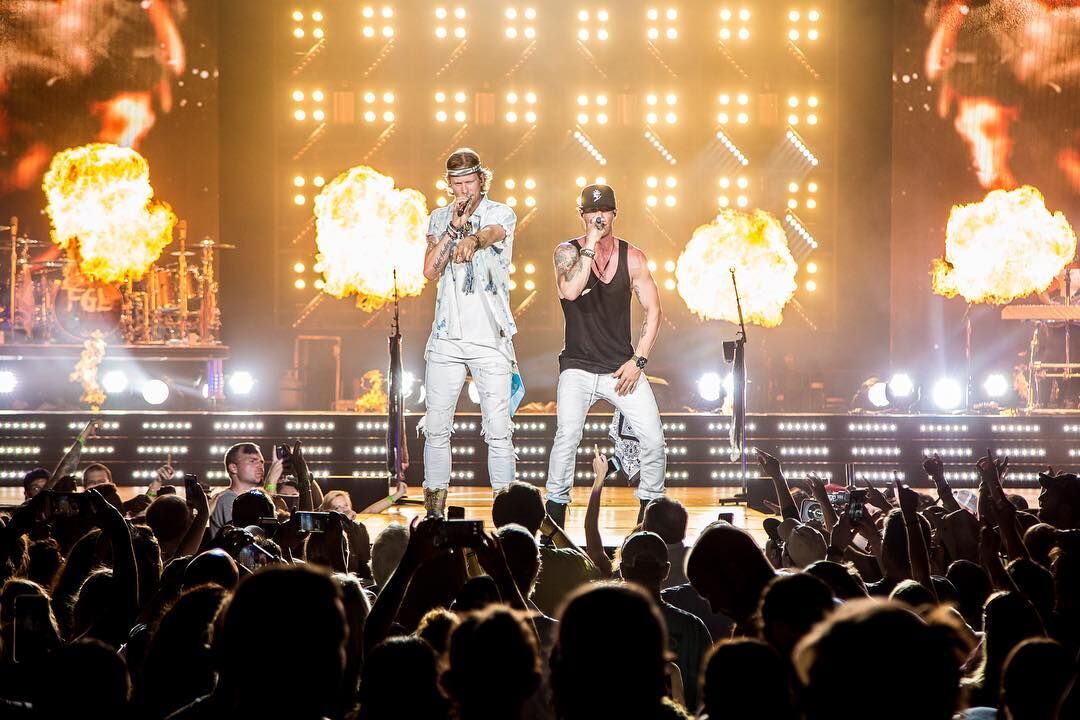FLAGALine's tweet image. Ain’t no party like an FGL party! Tickets make a great last minute gift and most of our 2017 shows are on-sale now: smarturl.it/fgltourdates