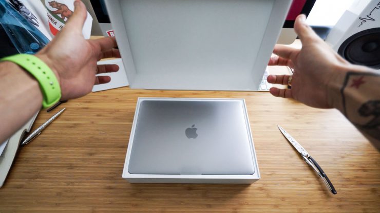 AppleInsider_ru's tweet photo. Почему подержанный MacBook лучше нового ноутбука на Windows https://t.co/3kOheVnw1E https://t.co/LGgncG0HwL