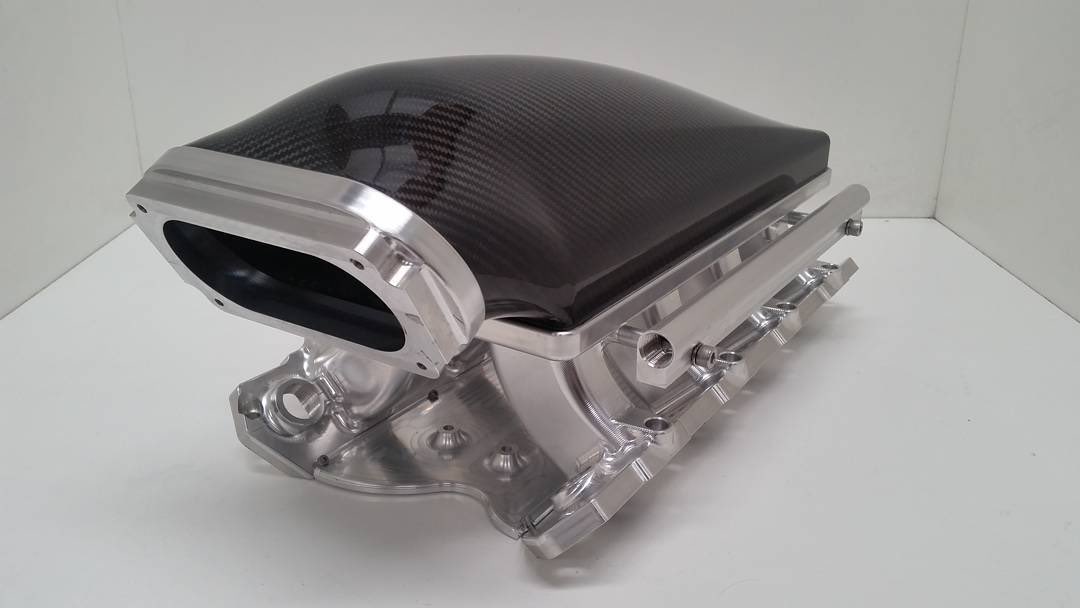 TurbologyLLC's tweet photo. Man, I fold: game over with #customplenumcreations 

#turbology #ford #mustang #fordracing #fordperformance #smallblock #v8 #billet #carbon https://t.co/6y5qb2nUKw