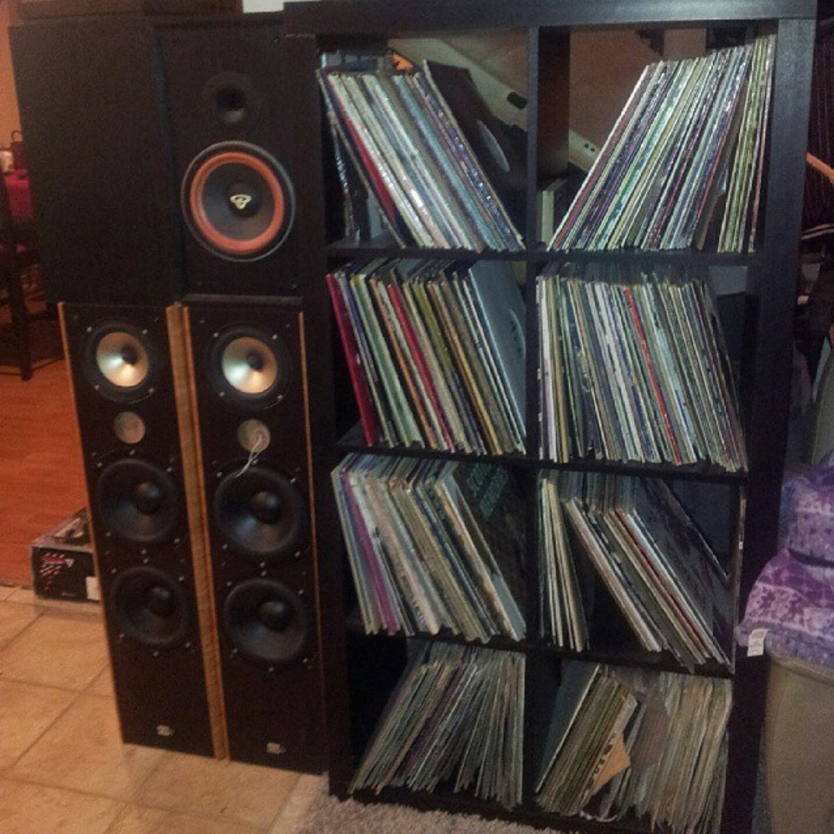_EnigmaMusic's tweet photo. The most fun days are spent sifting thru the crates and finding the best digs
#playderecordturntablecontest https://t.co/09JAi4wlKR