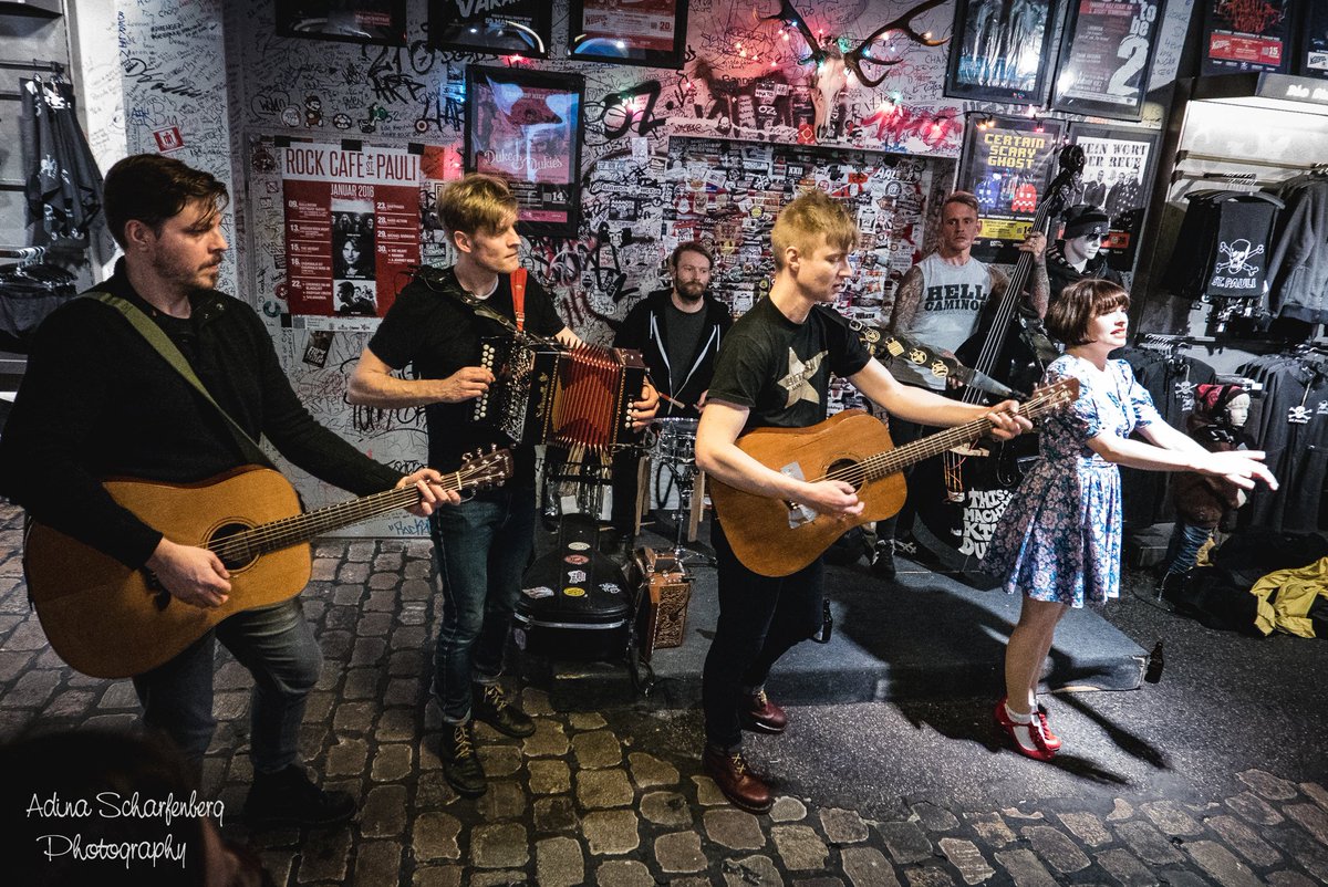 Adina Scharfenberg (@mssilverpearl) on Twitter photo #concert No 16/2016 <a href="/SkinnyLister/">Skinny Lister</a> at the St Pauli store in Hamburg on 28.1.16 #concertreview #reviewoftheyear #concertpictures #throwback #concert No 16/2016 <a href="/SkinnyLister/">Skinny Lister</a> at the St Pauli store in Hamburg on 28.1.16 #concertreview #reviewoftheyear #concertpictures #throwback