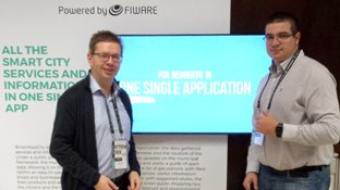 Detlef Olschewski from <a href="/CleopaGmbH/">Cleopa GmbH</a> at @FIware Summit discussing with many experts the DAREED smart platform #smartcities #opensource