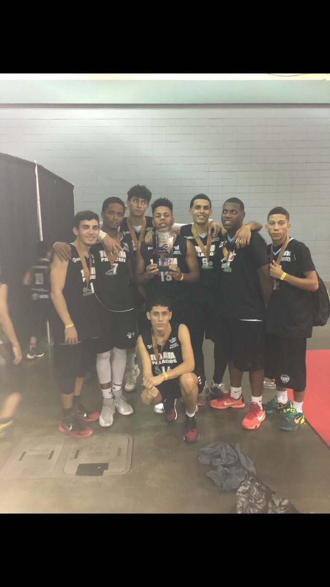 teniax26's tweet image. Muchos no creyeron que llegaramos tan lejos, pero nosotros llegamos a donde muchos no llegaron... #TeamPalacios
#PRchallenge 🔥🏆