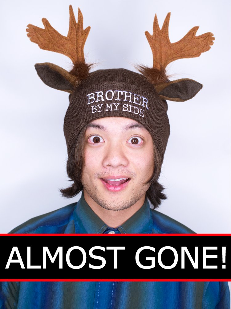 HillywoodShow's tweet image. Only 3 Angel Beanies left!
Only 9 Moose Beanies left!
Hurry!  Before they're gone!  😱🎁

⭐️ ShopHillywood.com  ⭐️