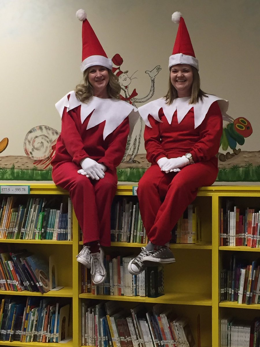 wendydfbg's tweet photo. Look at the special elves hanging around FPS. #FPSfun #Christmasfun https://t.co/X9y1seuTIo
