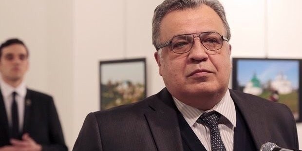 zaytung's tweet photo. Dışişleri'nden Rusya'ya Açıklama: ''Kişisel almayın, burası bu ara hep böyle...'' https://t.co/aytEcvHvgh https://t.co/XS4ycLO7Ch