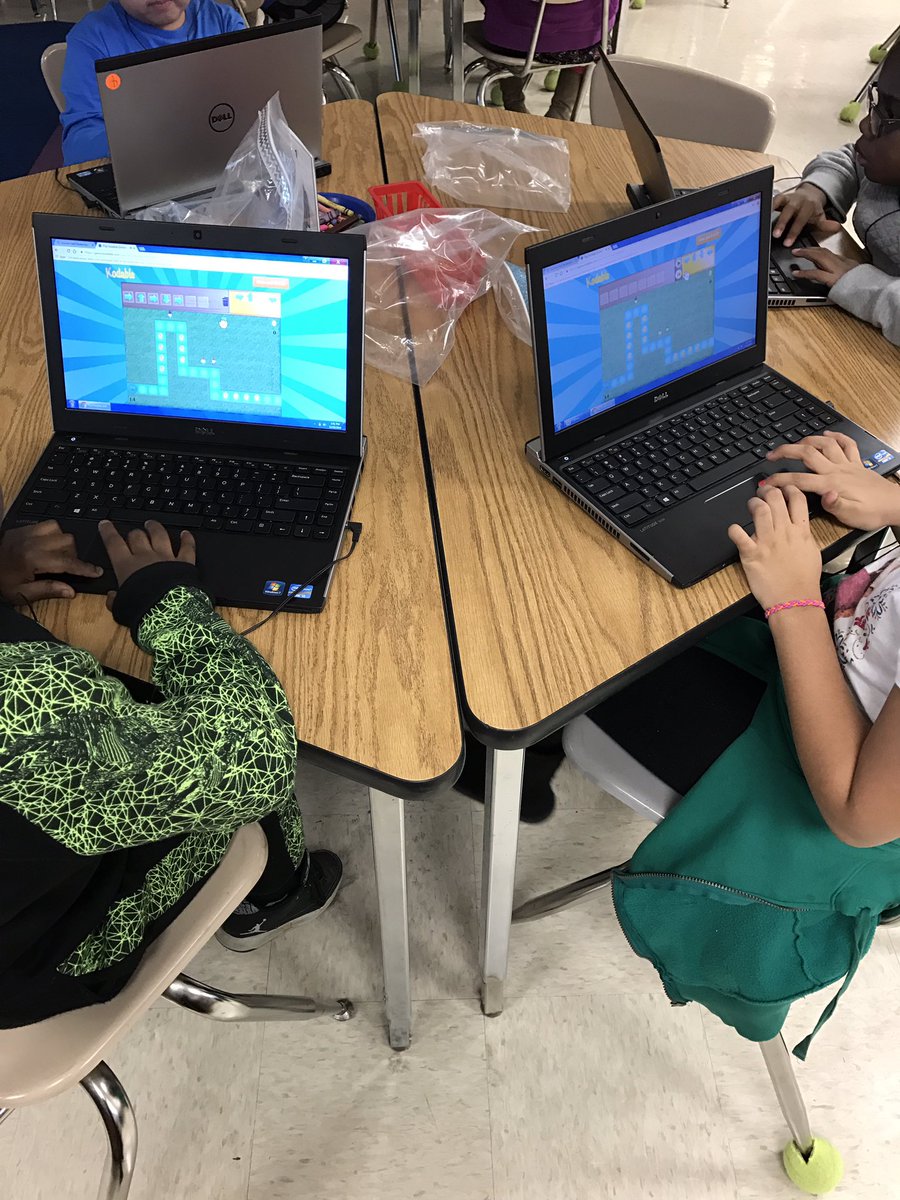 mchllwlsh's tweet photo. Summit Hall is celebrating the Hour of Code this week! #csweekmcps https://t.co/Pwqho7Fudf