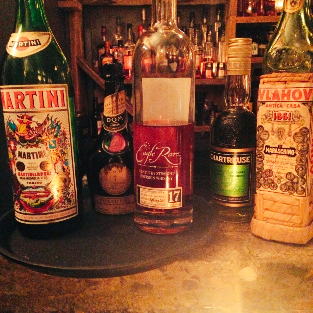 BuffaloTraceUK's tweet photo. An amazing night with @Milroys making cocktails with @OldSpiritsCo #vermouths and #liqueurs not to mention @BuffaloTrace #btac what a night! https://t.co/C1PzfyKCAv