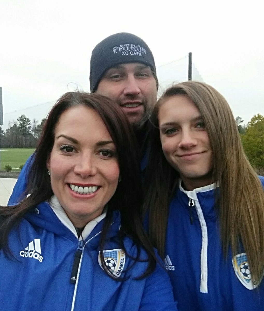 ScentsLisa_Ind's tweet photo. First 90 min of training in 30 degree weather. #UTC2016 @CarmelFCHQ https://t.co/aBoOBJn35Q