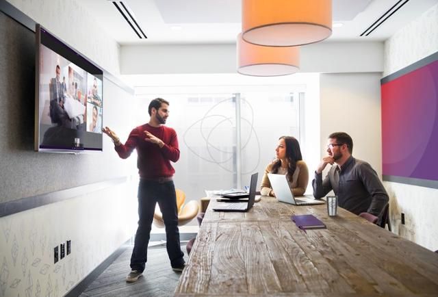 zeyosinc's tweet photo. 20+ Tips For Leading A Growing Company From FORBES' Next Billion-Dollar Startups https://t.co/DgWjWQc2ru #startup #topforbes #nextstartup https://t.co/W5MtfSUYSV