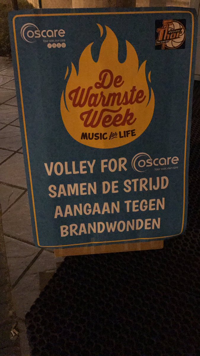 VanRossumPeter's tweet photo. Volley 4 @oscare een organisatie van @VThorT #mfl16 #musicforlife #DeWarmsteWeek https://t.co/PhobIMOqNC