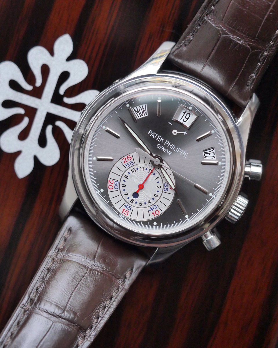 WatchesLDN's tweet photo. Platinum PP 5960 now in stock. Power reserve &amp; flyback chronograph complication 💪 #FullSet #5960P https://t.co/QIDh92C7mD