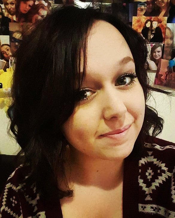 NJayart's tweet photo. 'False'
Image 25 #selfie #feelgood #lookgood #smile😊 #happy #beauty #filter #curlyhair #shorthair #nudelip #photography #makeup #darkhair https://t.co/rfqYNT0KVh