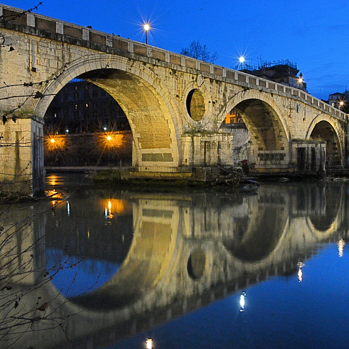 Ponte Sisto <a href="/visitorcity/">#VisitorCity 🇮🇹🇪🇺</a> <a href="/TrastevereRM/">Trastevere</a> <a href="/SaiCheARoma/">Sai che a Roma</a> <a href="/romaapiedi/">Roma a piedi</a> <a href="/GreatBeautyRome/">Great Beauty Rome</a> <a href="/visit_lazio/">Visit Lazio</a>  <a href="/roma/">Roma</a> <a href="/BellezzaRoma/">LaGrandeBellezzaRoma</a> <a href="/GaudiumRoma/">Gaudium Roma</a> <a href="/romaeterna/">Roma Aeterna</a>