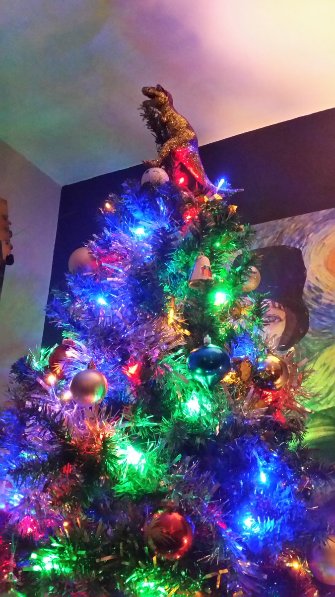 PoisonPopcorn's tweet photo. #XmasTreeToppers https://t.co/gbnb8JklHE
