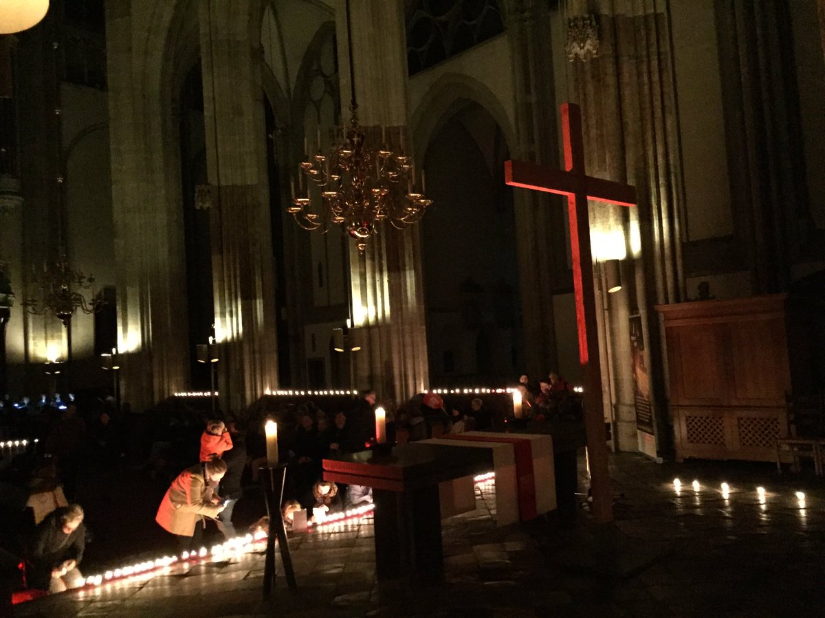 De wereld heeft Licht nodig. #Berlijn #Ankara #Advent