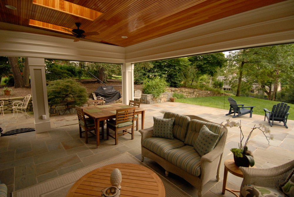 retractablesolu's tweet photo. If you are looking for a truly custom space, look no further. No other screen is as stylish, versatile and functional https://t.co/xsFkV4Atpu